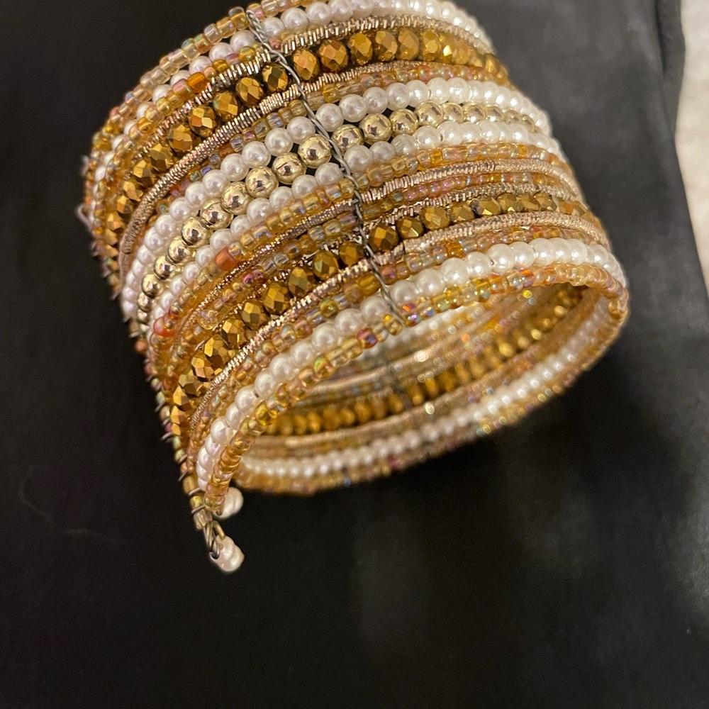 Beaded wrist band